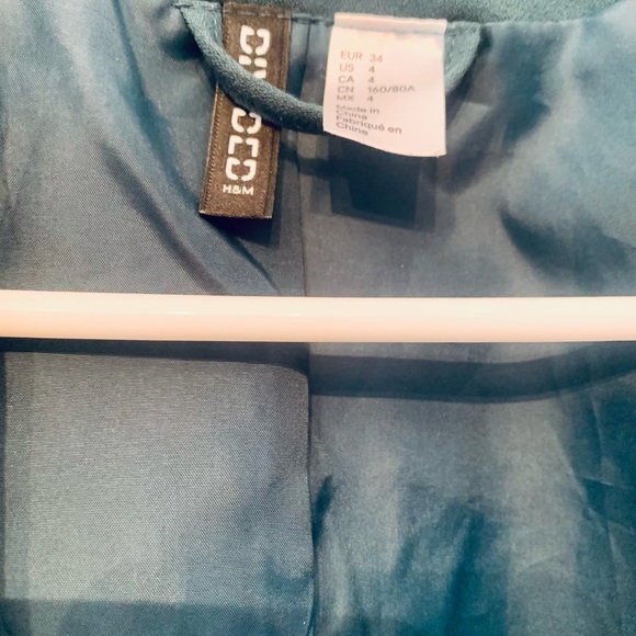 Blazer - Picture 2 of 2